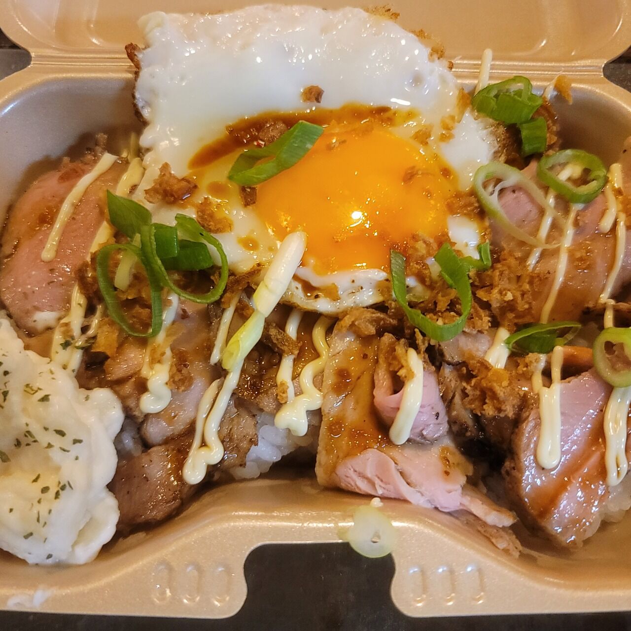 鉄板焼 ばんちょう ローストポーク丼