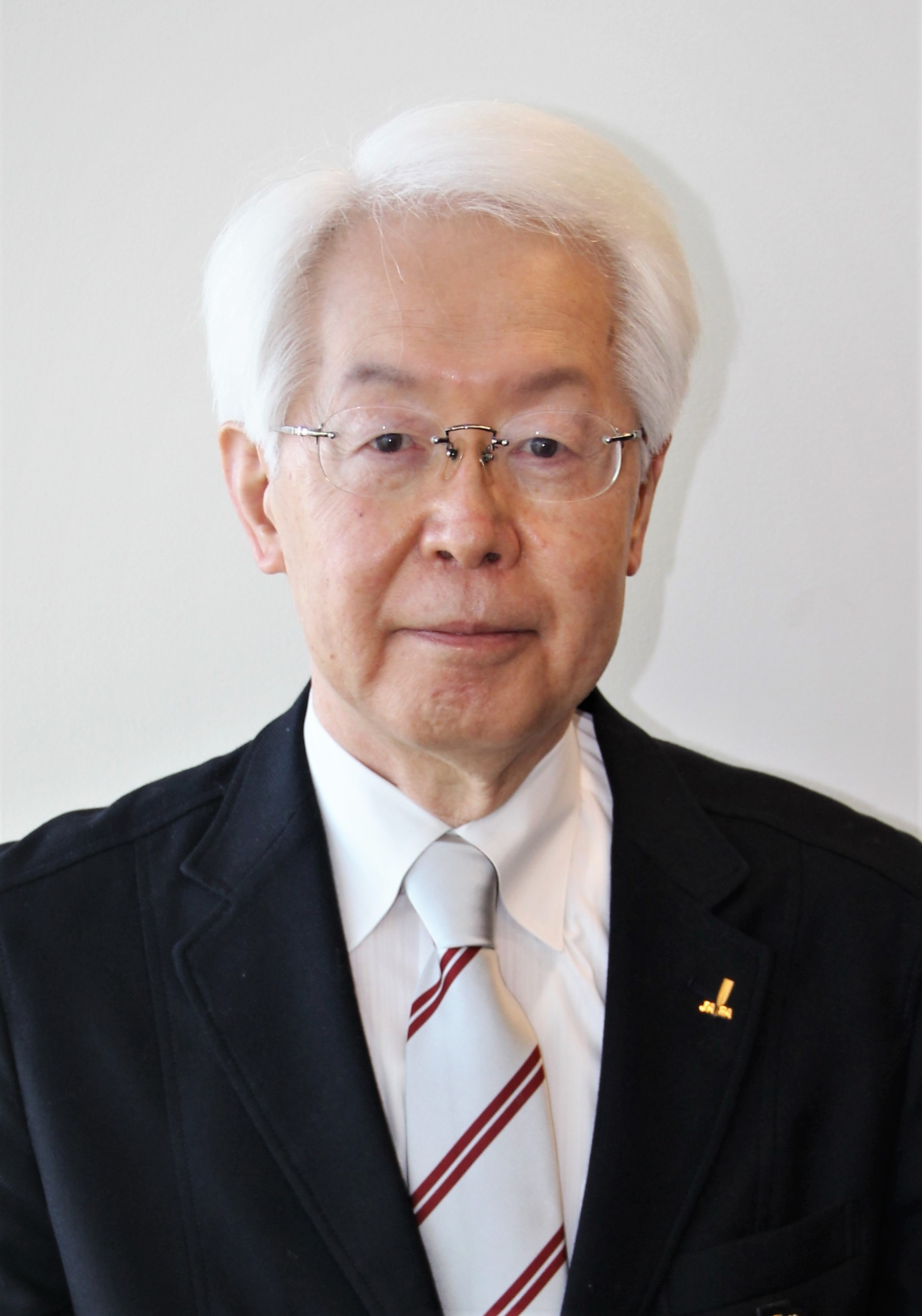 日本ローイング協会 会長 坂田 東一