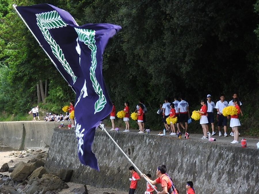 宇和島東高が創立120周年「校内ボートレース」を開催